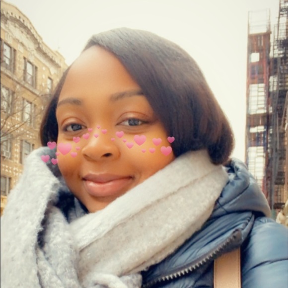 Sharlie Boutique Closet - Picture 2 of 2